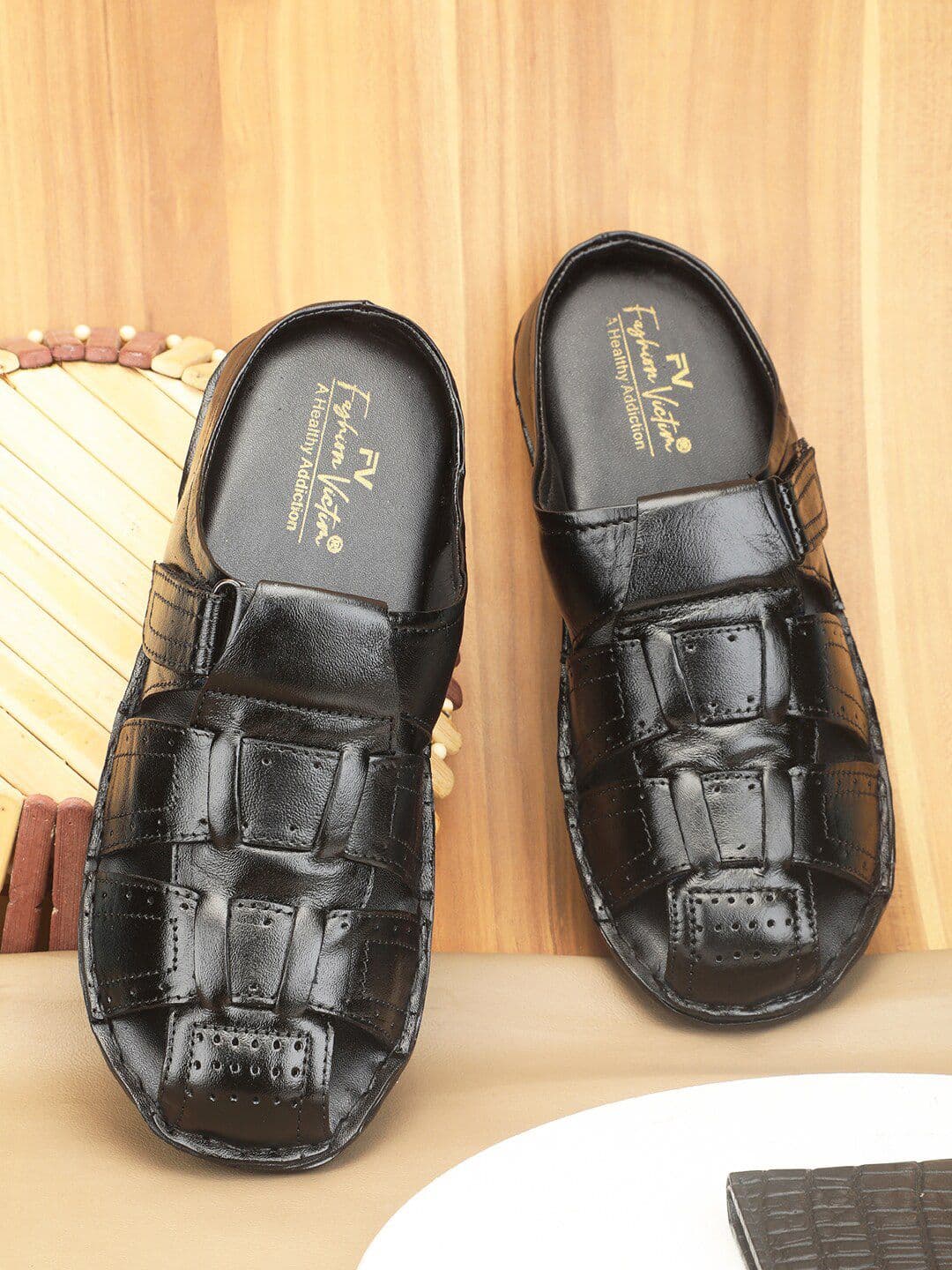 Fashion Victim Men Leather Comfort Sandals - view 1