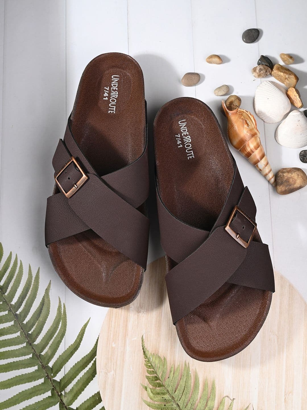 UNDERROUTE Men Cross Strap Comfort Sandals With Buckle Detail - view 1
