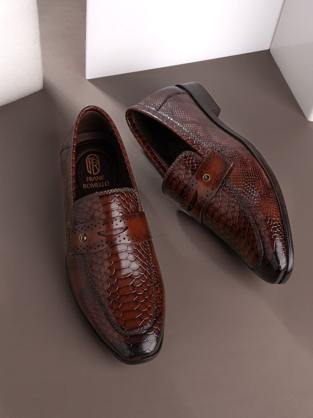 FRANKROMELLO Men Textured Formal Loafers - view 1