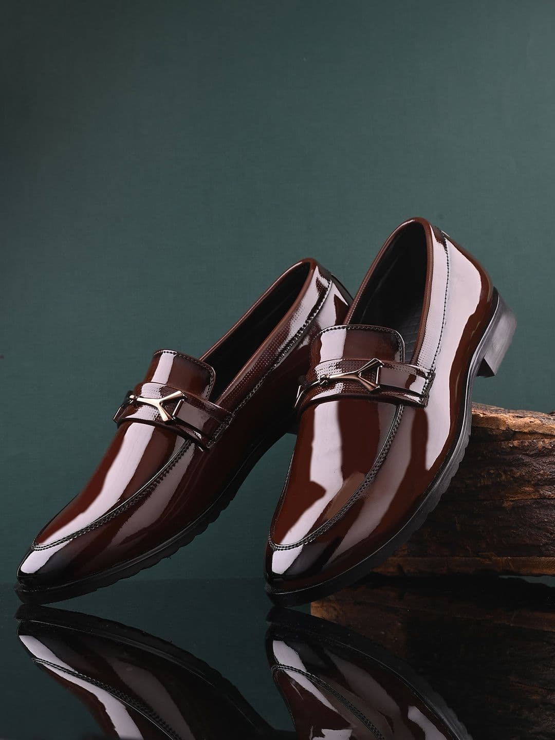 INVICTUS Men Round-Toe Leather Formal Loafers - view 1