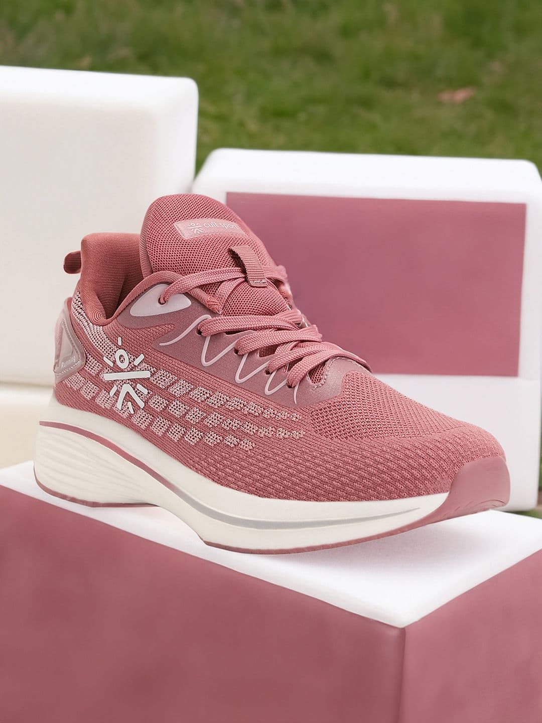 CULT Active Women Running Shoes - view 1