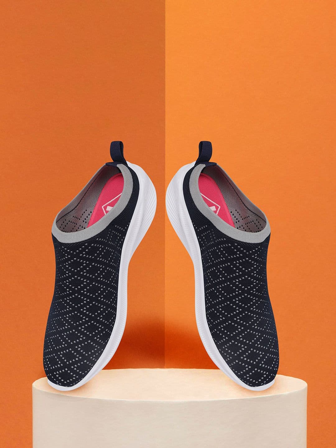 TPENT Women Anti-Odour Mesh Running Marking Shoes - view 1