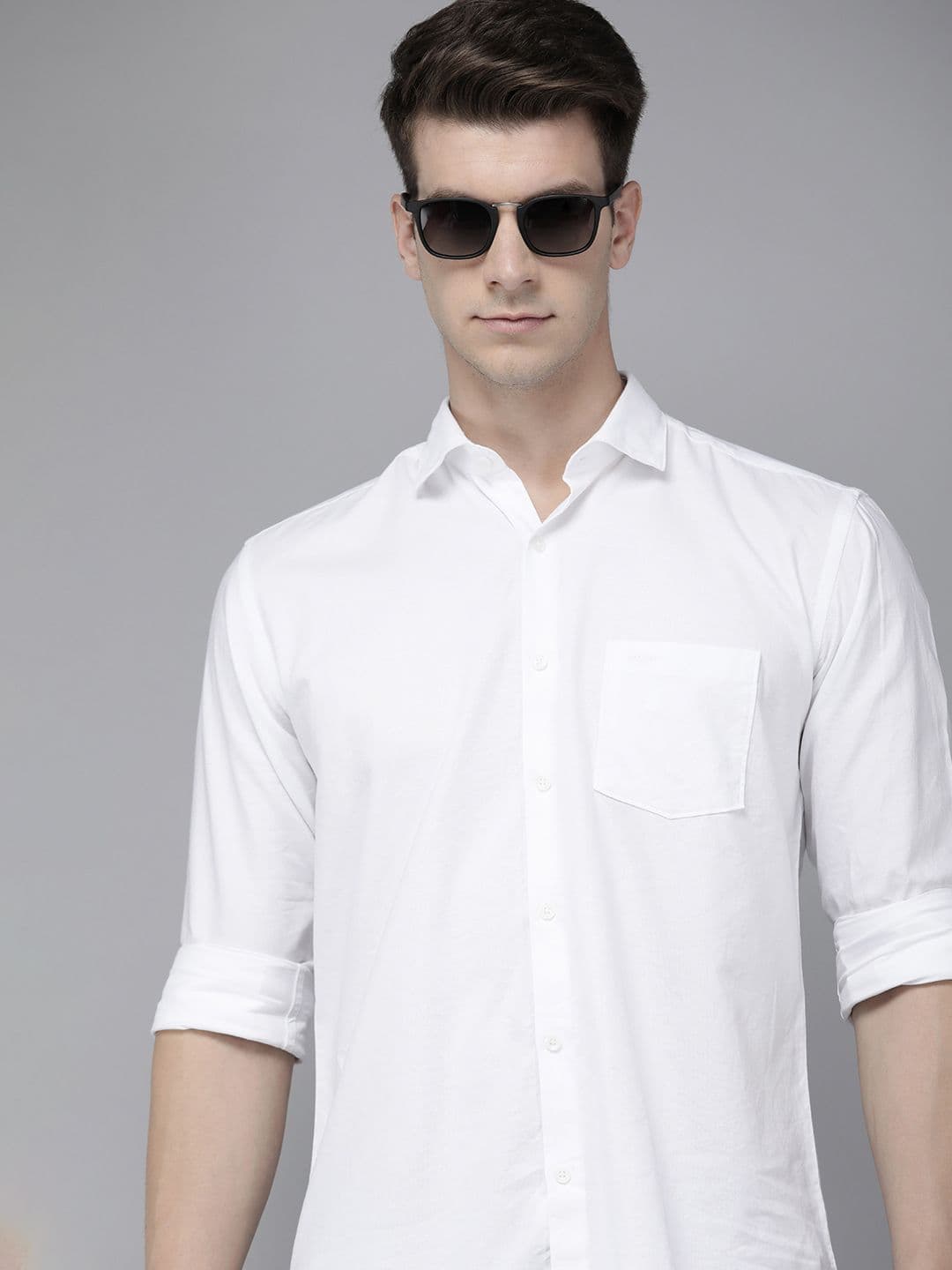 Park Avenue Pure Cotton Solid Slim Fit Casual Shirt - view 1