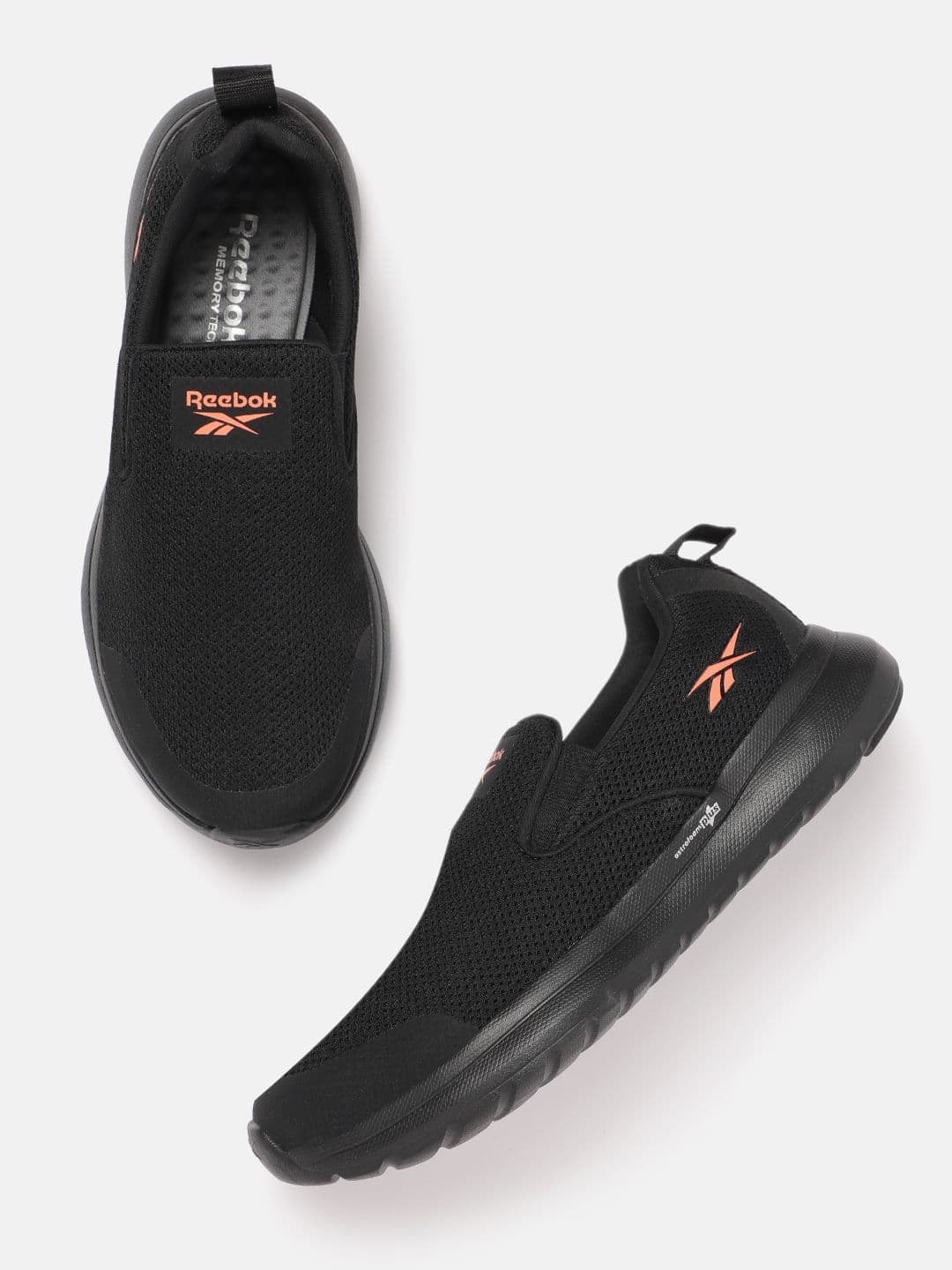 Reebok Men Comfort Wonderer Walking Shoes - view 1