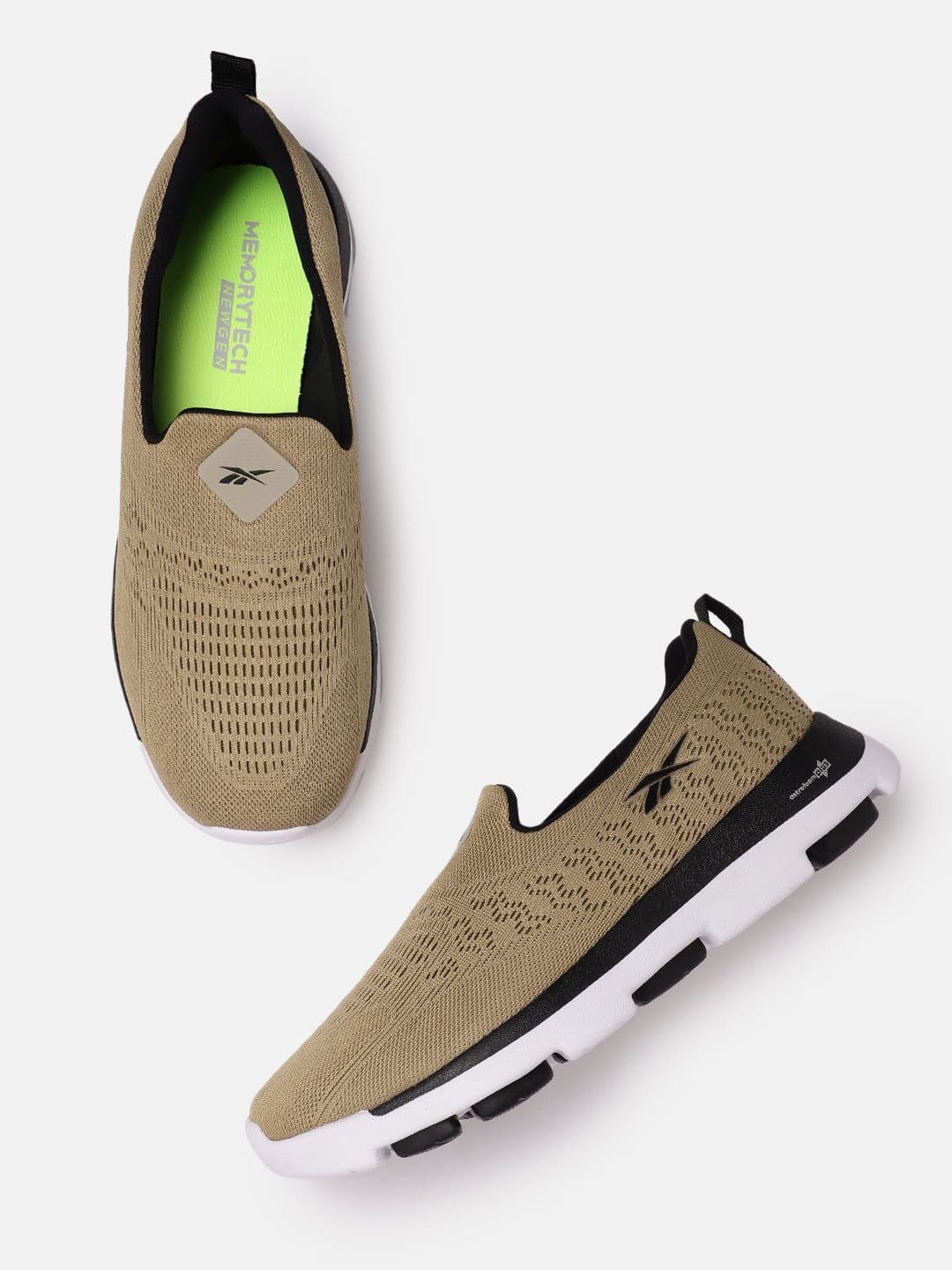 Reebok Women Woven Design Metro Inbound Slip Walking Shoes - view 1