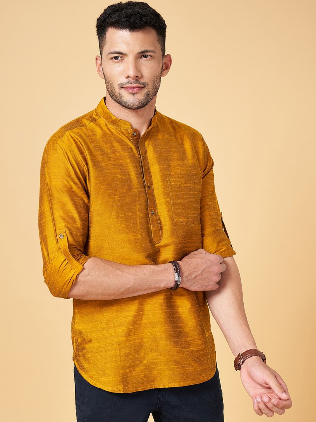 indus route by Pantaloons Mandarin Collar Roll-Up Sleeves Kurta - view 1