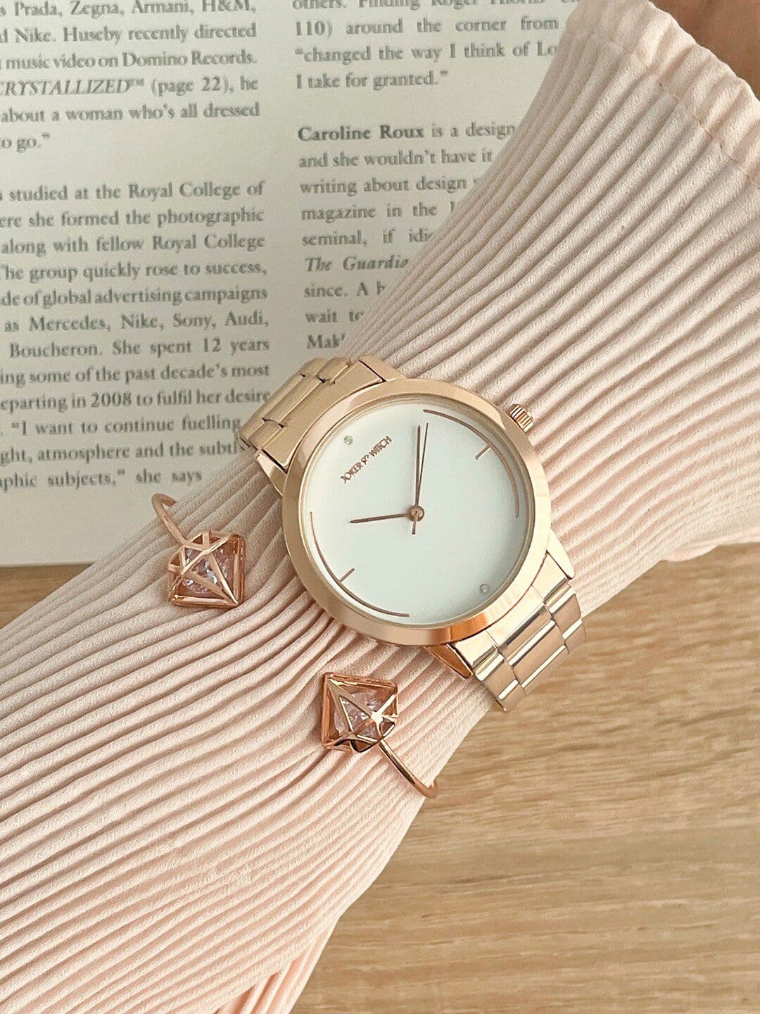 JOKER & WITCH Auriga Women Watch With Bracelet Stack JWBS860 - view 1