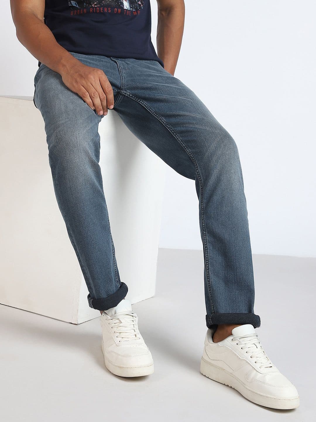 Lee Men Bruce Skinny Fit Light Fade Clean Look Stretchable Jeans - view 1
