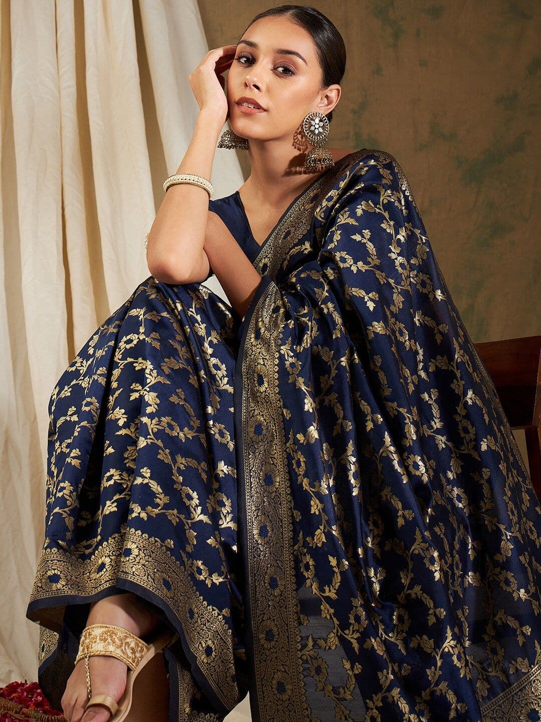 Sangria Navy Blue & Gold-Toned Floral Woven Design Zari Silk Blend Banarasi Saree - view 1