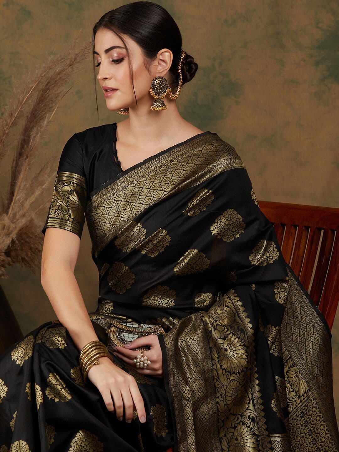 Sangria Ethnic Motif Woven-Design Banarasi Sarees - view 1