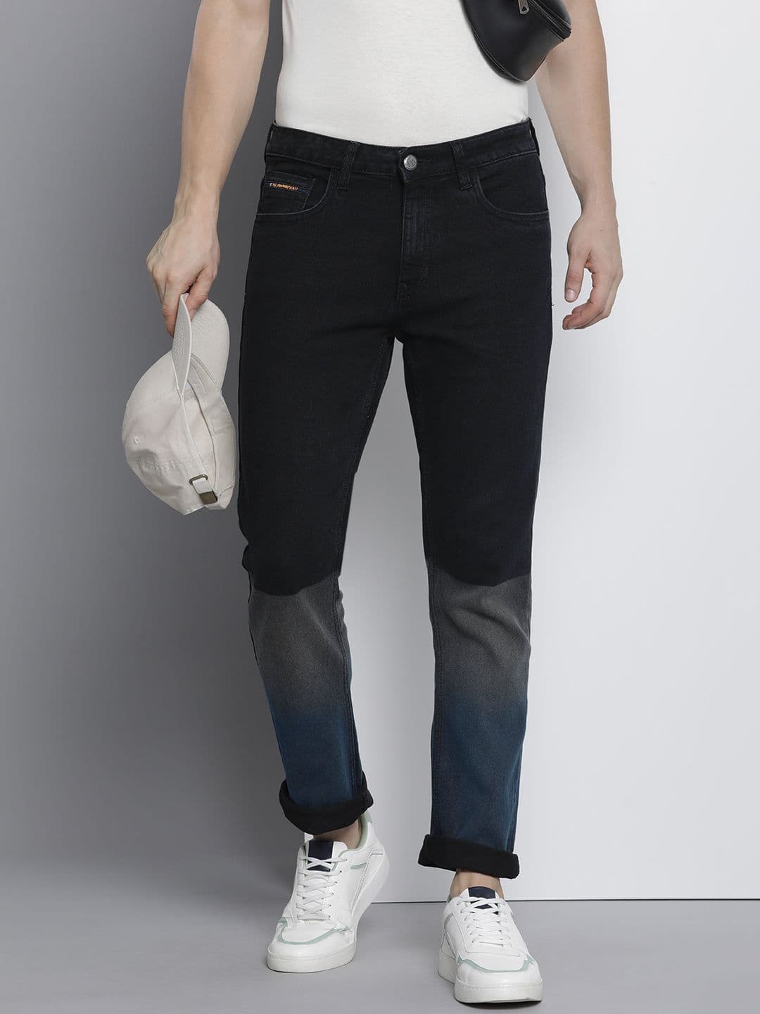 The Indian Garage Co Men Slim Fit Ombre Jeans - view 1