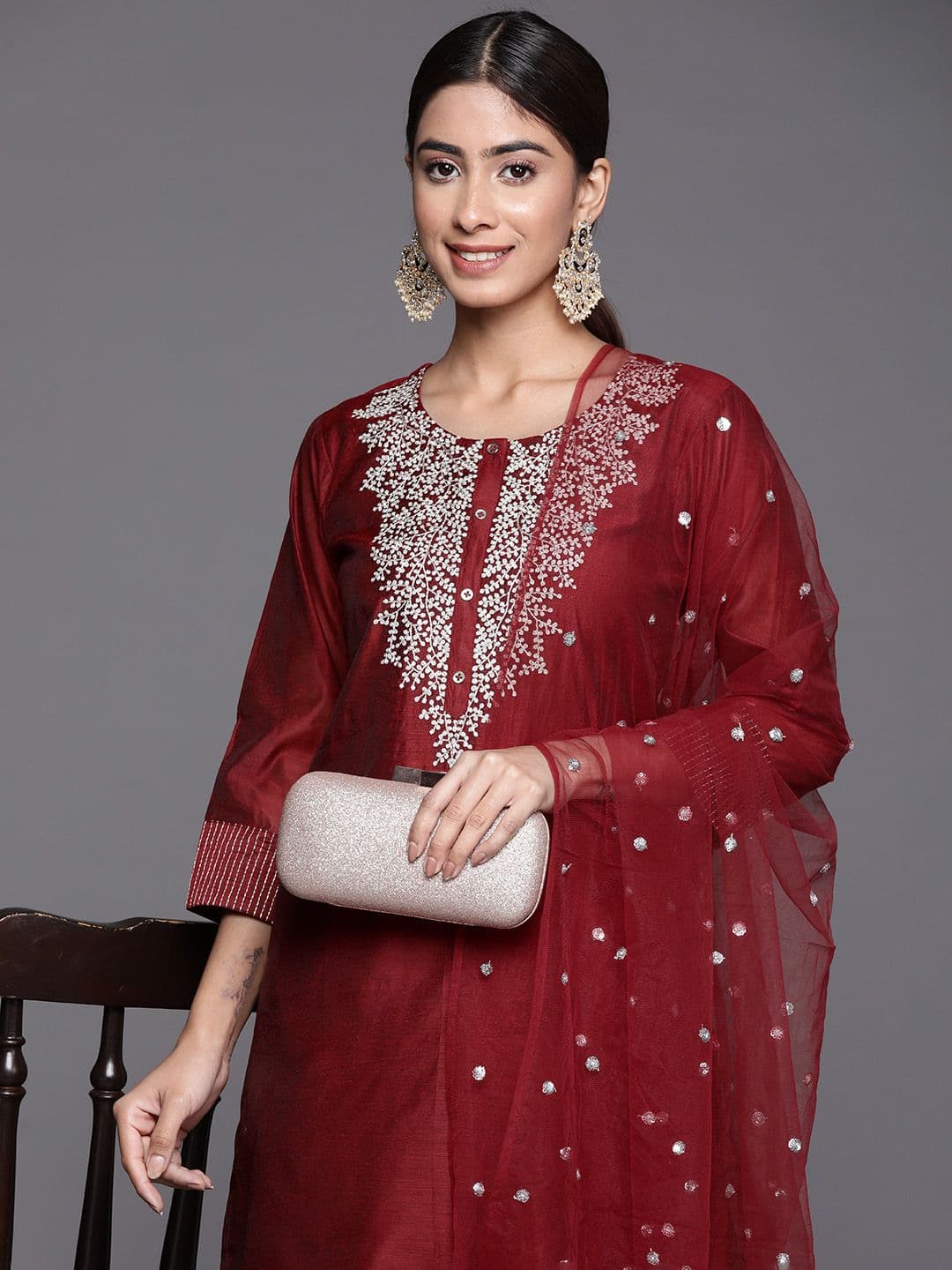 Varanga Floral Embroidered Regular Chanderi Silk Zari Kurta with Trousers & Dupatta - view 1