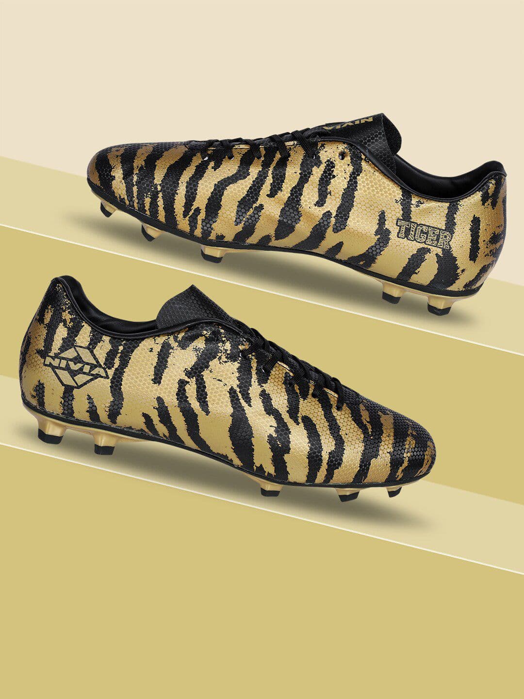 NIVIA Men Tiger Printed Football Shoes - view 1