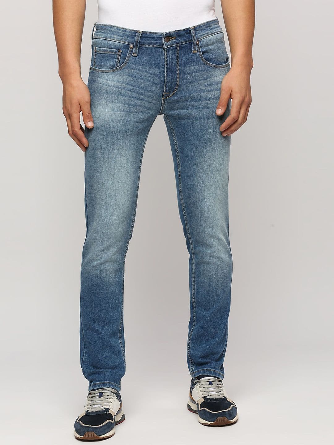 Pepe Jeans Men Slim Fit Low-Rise Heavy Fade Stretchable Jeans - view 1