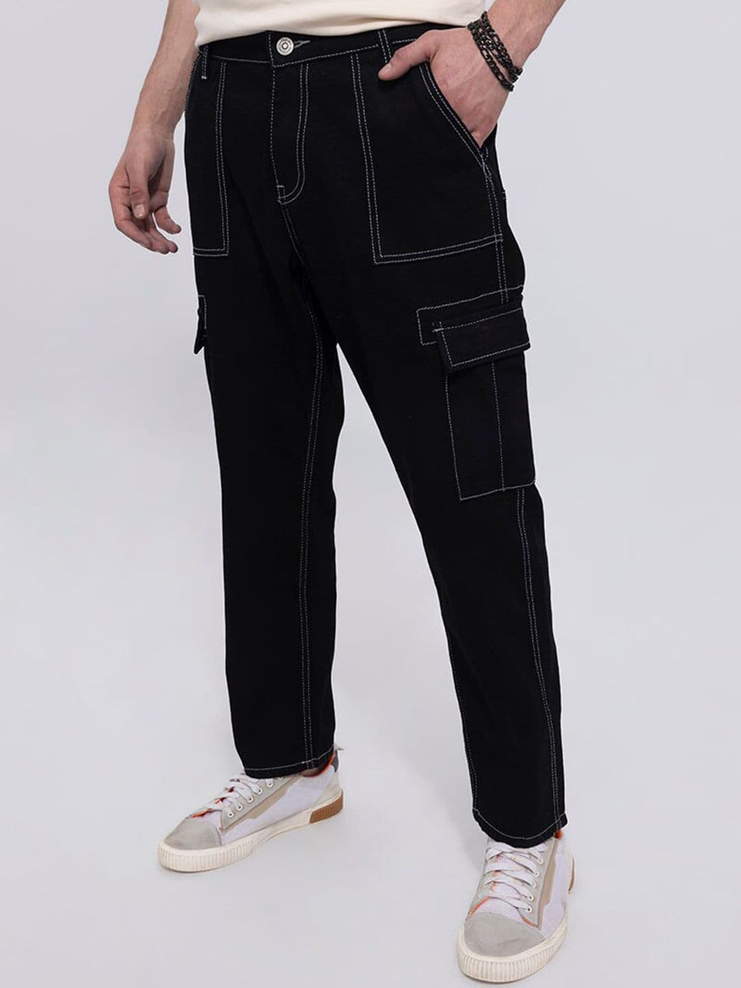 Snitch Men Black Mid-Rise Clean Look Pure Cotton Baggy Relaxed Fit Jeans - view 1