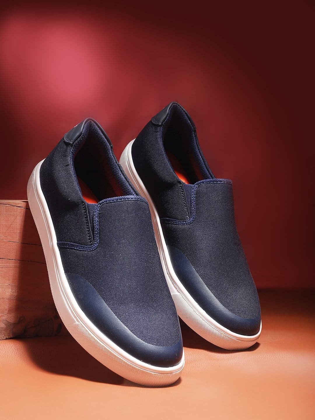 Liberty Men Slip-On Running Shoes - view 1