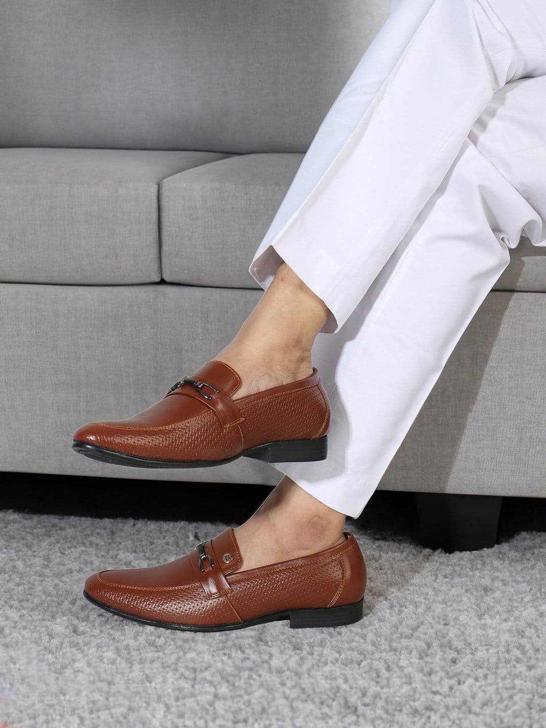 Carlton London Men Leather Formal Loafers - view 1
