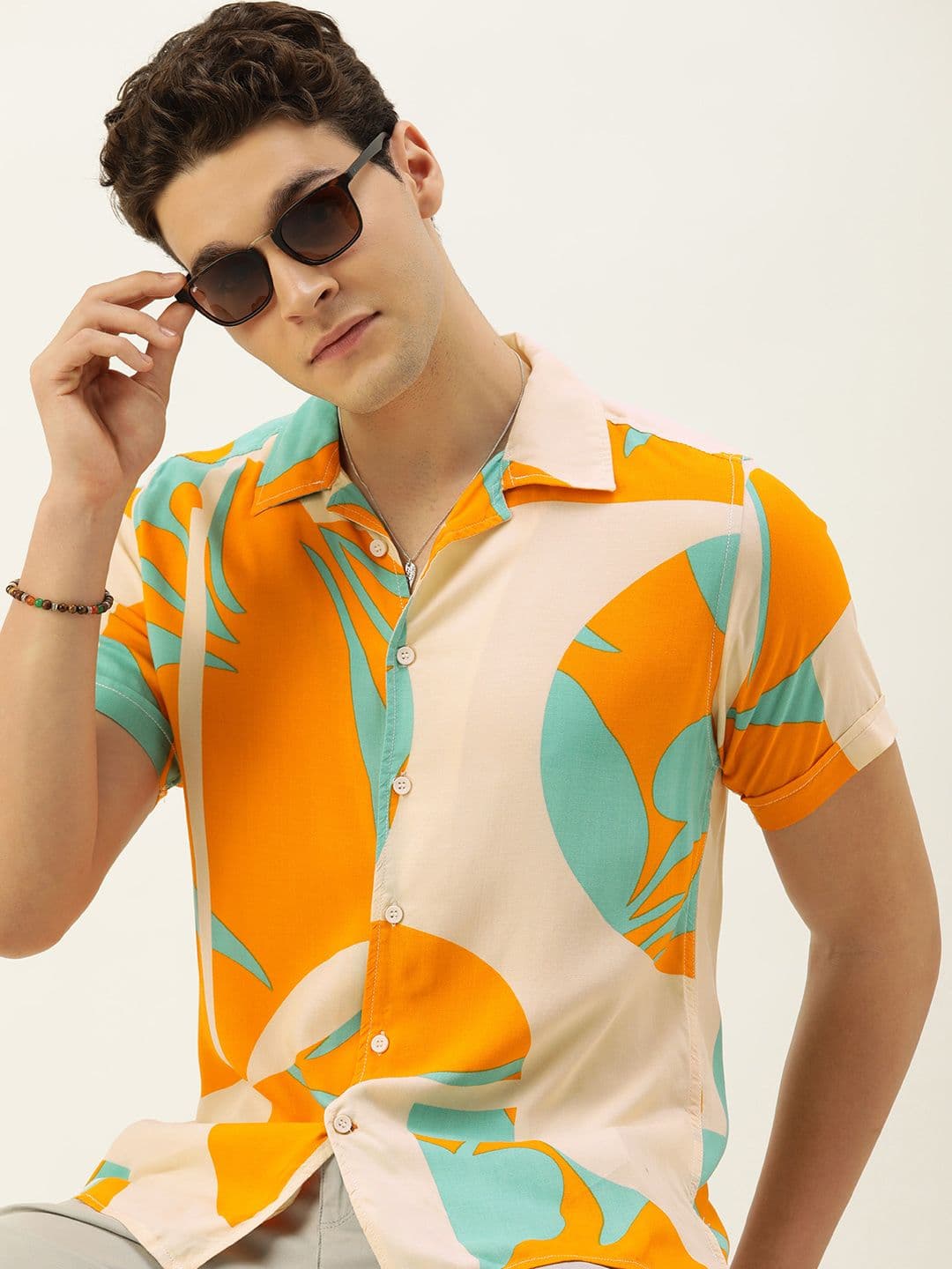 Mast & Harbour Men Slim Fit Floral Printed Casual Shirt