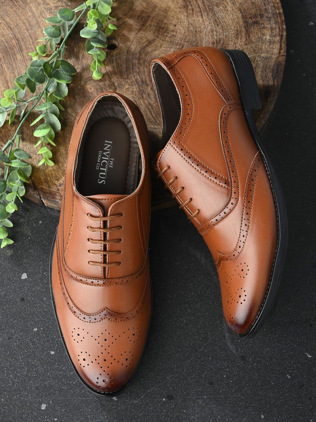 INVICTUS Men Textured Formal Brogues - view 1