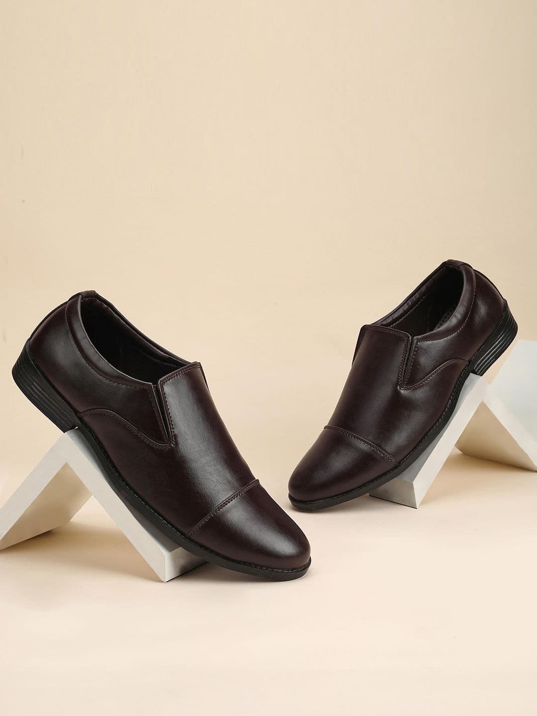 Paragon Men Formal Slip-On Shoes - view 1