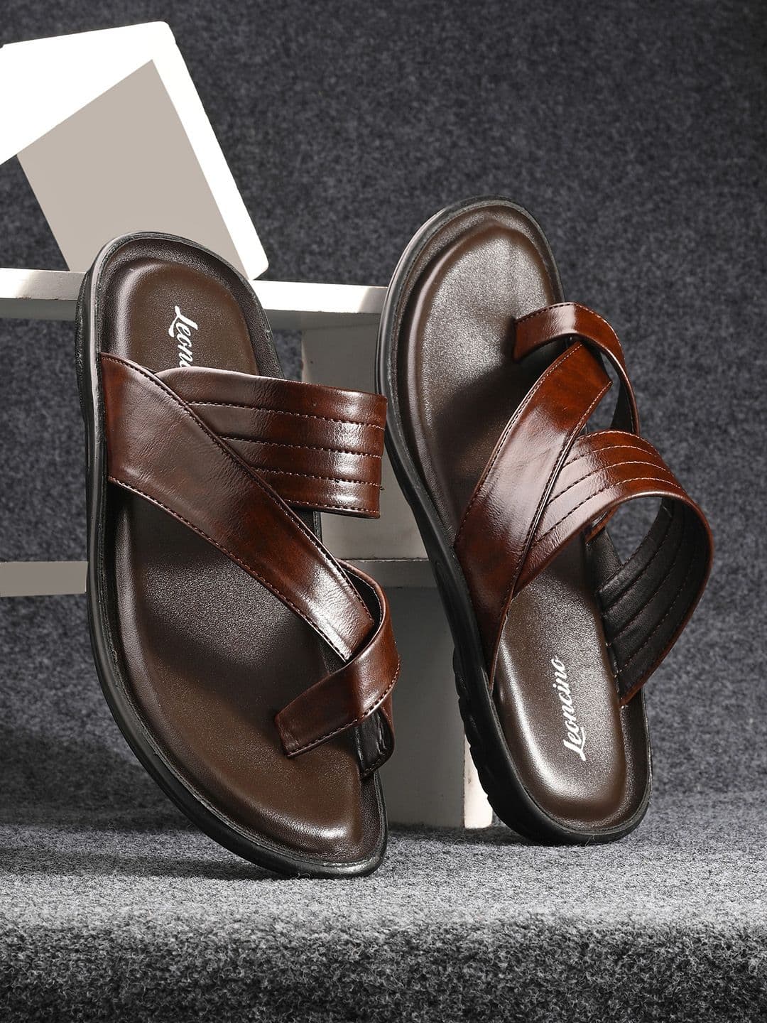 LEONCINO Men One Toe Comfort Sandals - view 1