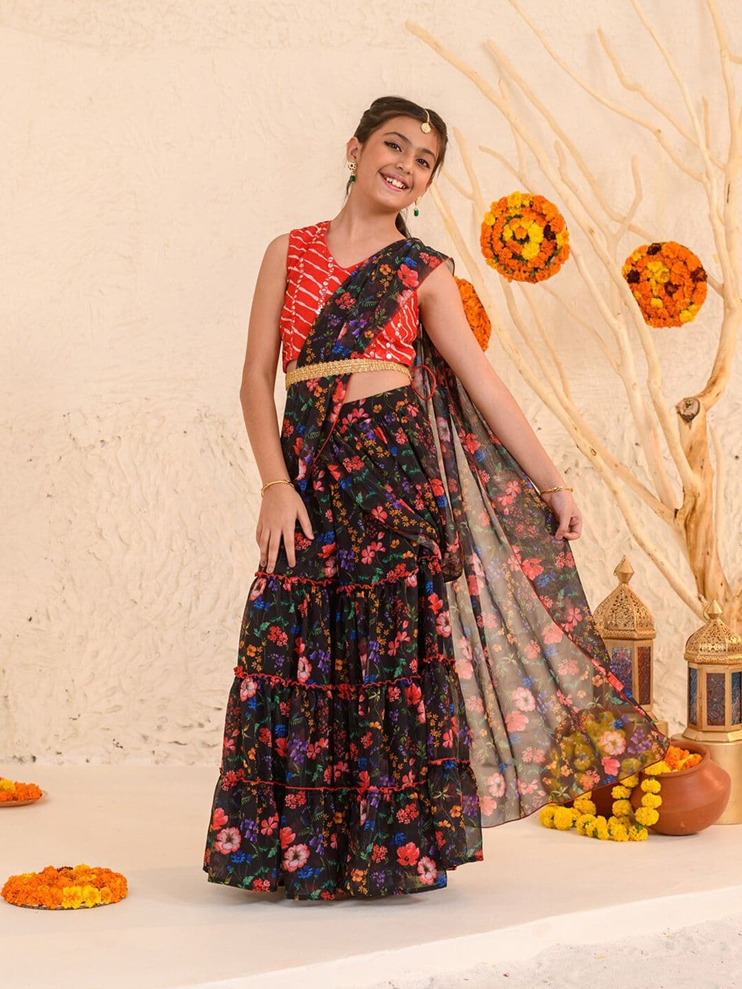 Pspeaches Girls Black And Red Floral Georgette Saree Set - view 1