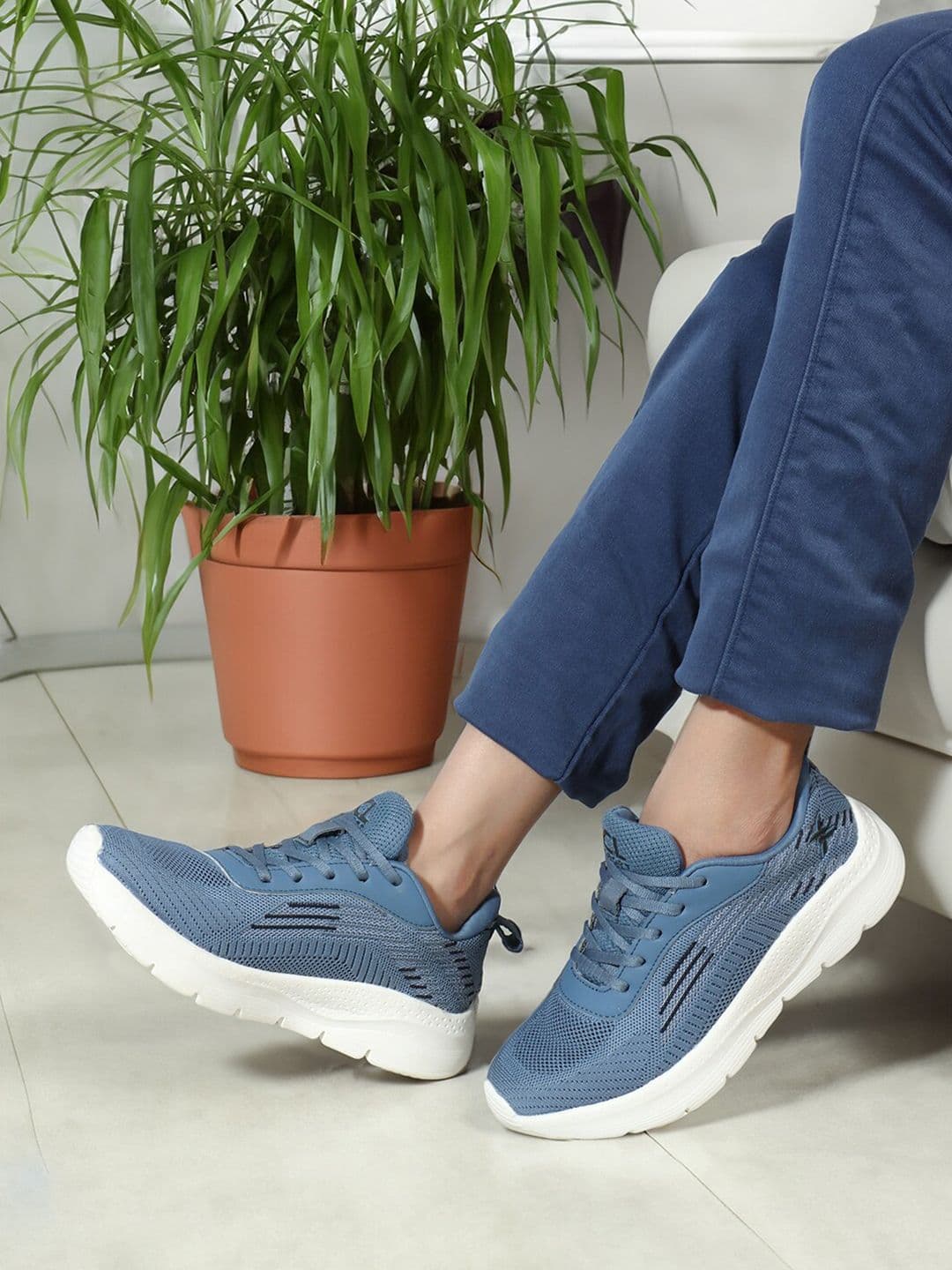 Carlton London sports Women Flyknit Mesh Jogging Shoes - view 1
