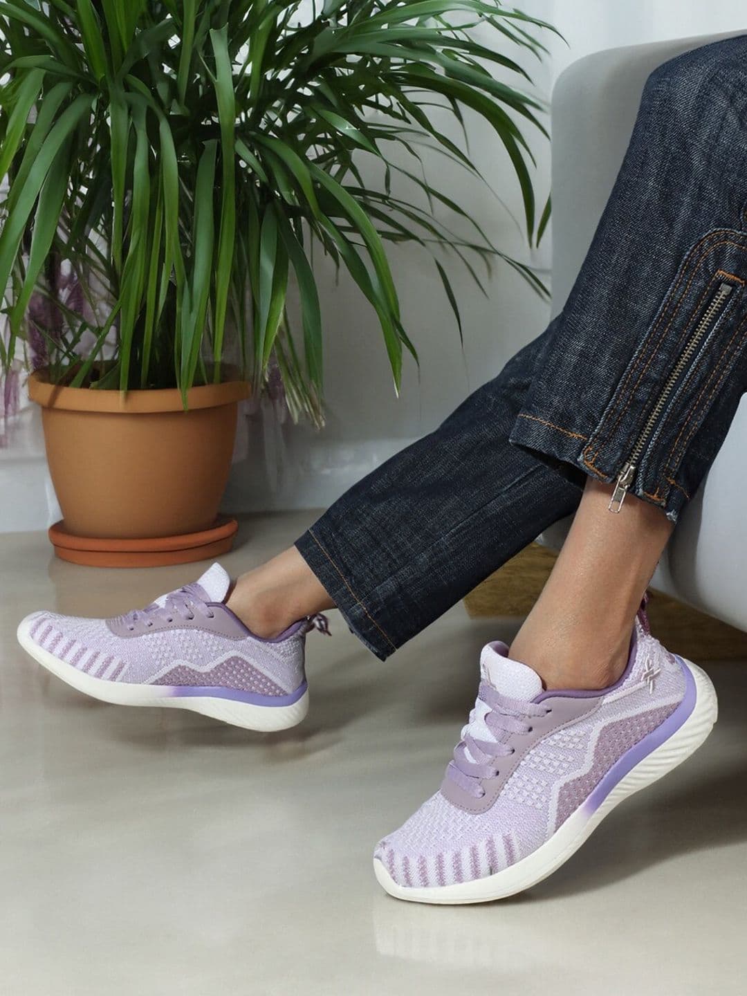 Carlton London sports Women Mesh Flyknit Technology Shoes - view 1