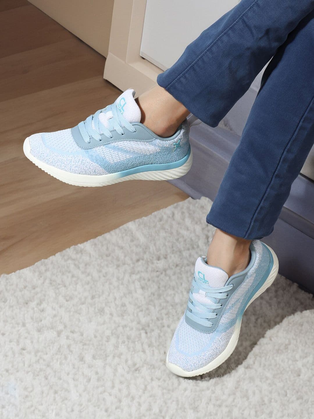Carlton London sports Women Mesh Flyknit Technology Sports Shoes - view 1