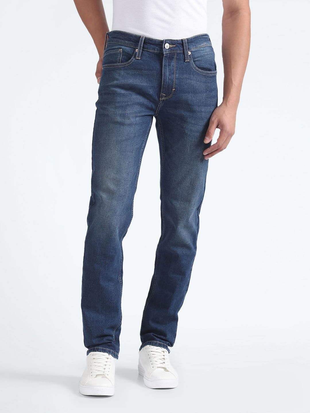Flying Machine Men Straight Fit Light Fade Clean Look Stretchable Jeans - view 1
