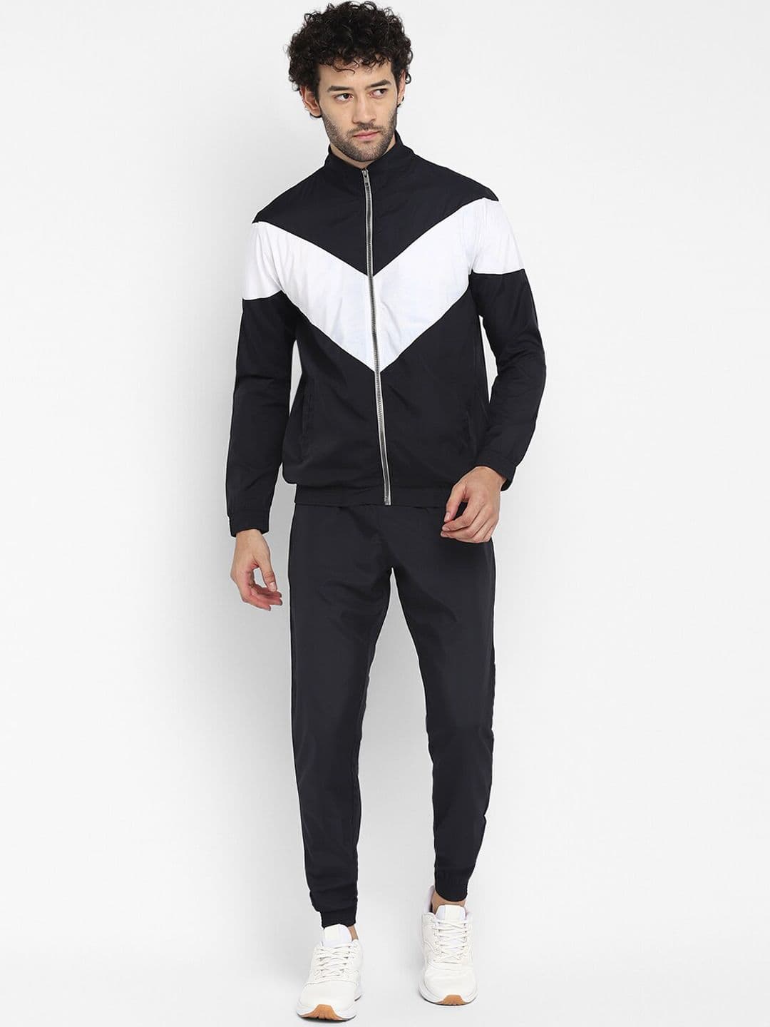 Yuuki Men Colorblocked Mock Collar Jacket & Joggers - view 1