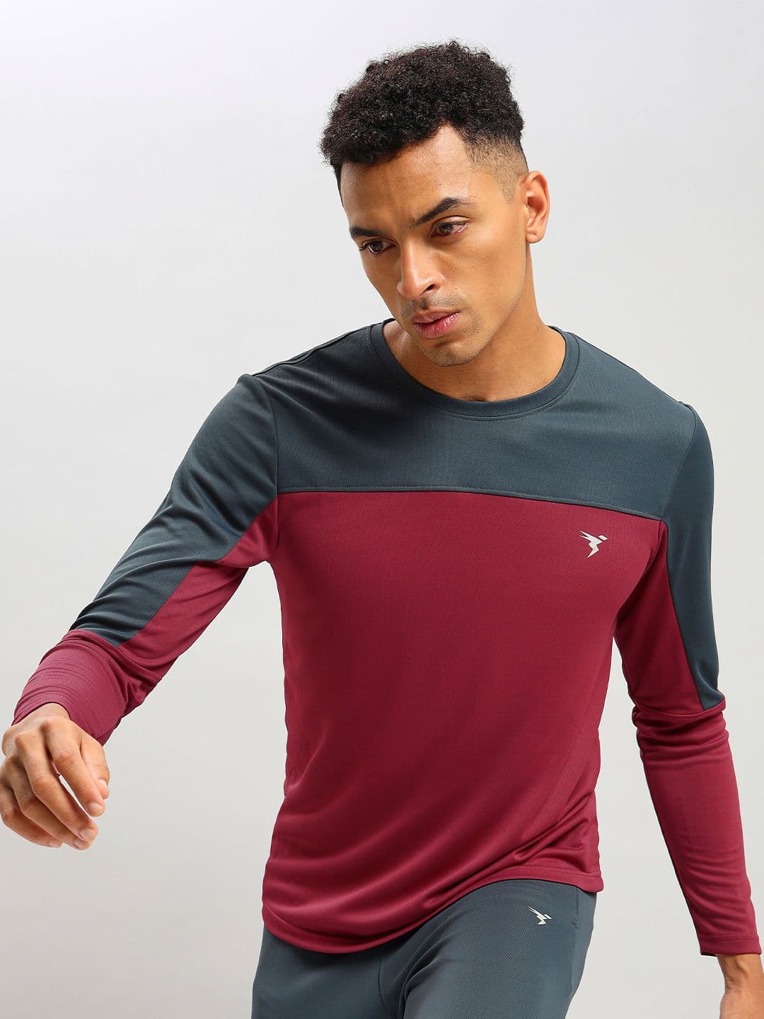 Technosport Anti Odour Rapid Dry Crew Neck Colourblocked Slim Fit Sports T-shirt - view 1