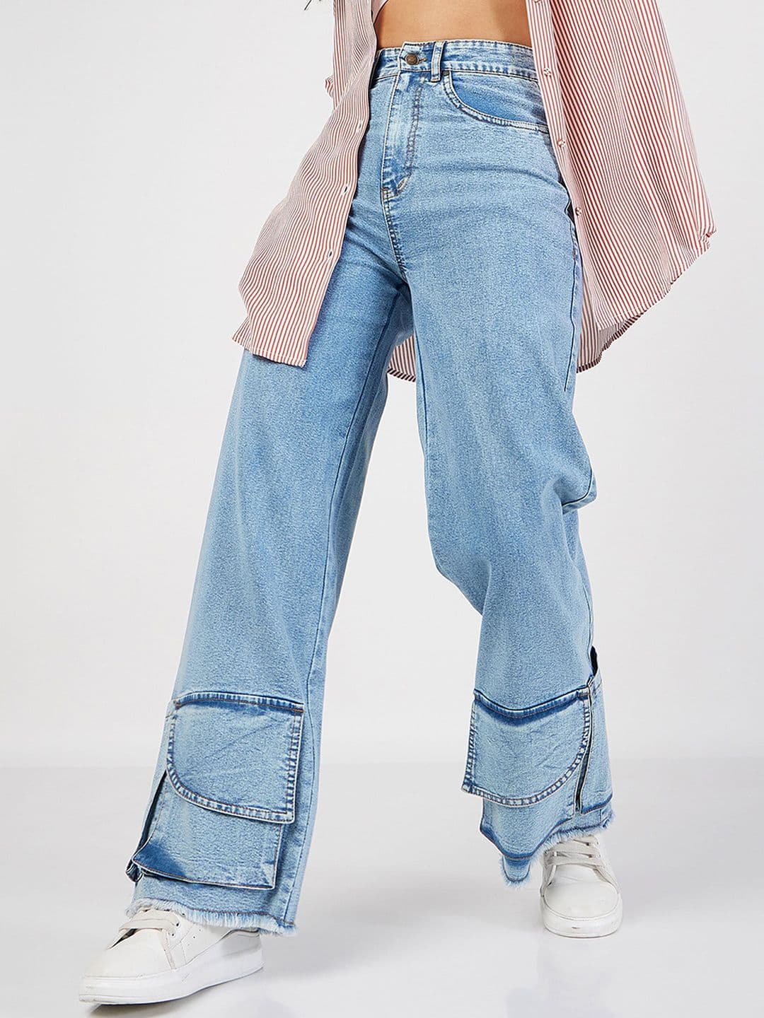 SASSAFRAS Women Straight Fit High-Rise Clean Look Light Fade Jeans - view 1