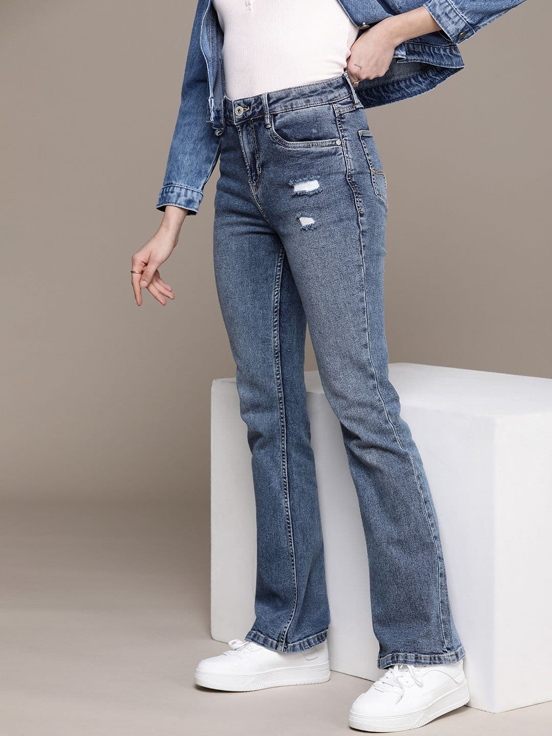The Roadster Life Co. Women Skinny Fit Low Distress Light Fade Stretchable Jeans - view 1