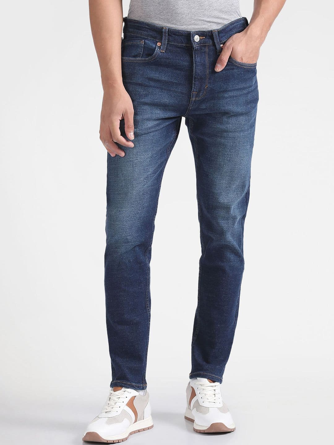 Flying Machine Men Tapered Fit Light Fade Clean Look Stretchable Jeans - view 1