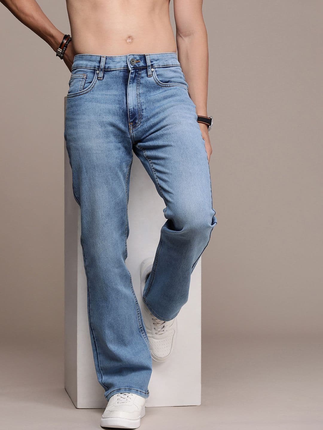 Roadster Men Bootcut Stretchable Jeans - view 1
