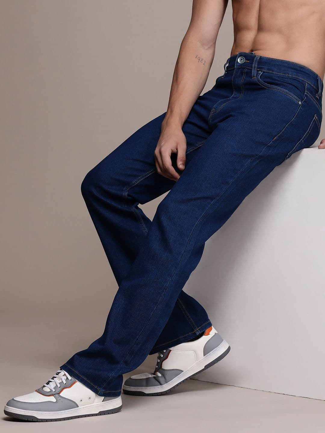 Roadster Men Bootcut Stretchable Jeans