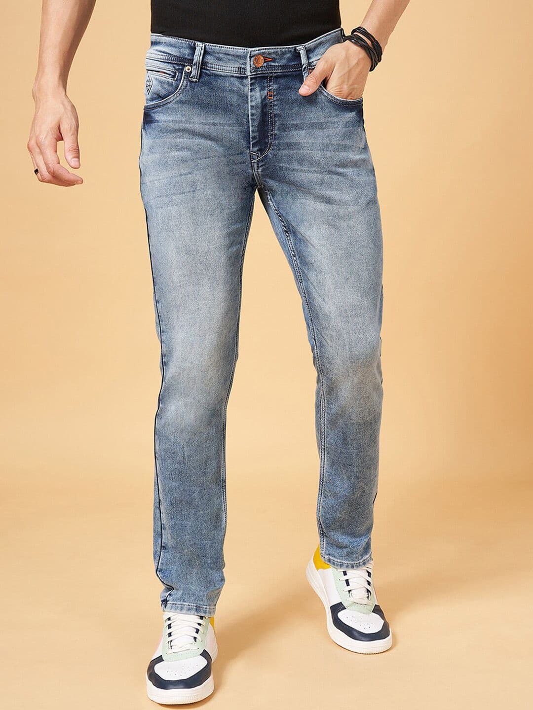 People Men Slim Fit Whiskers and Chevrons Heavy Fade Cotton Jeans - view 1