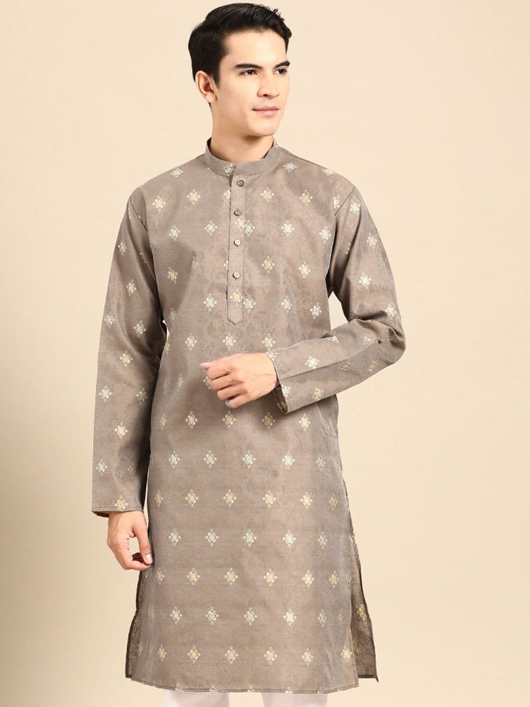 MANQ Ethnic Motifs Embroidered Mandarin Collar Regular Kurta - view 1