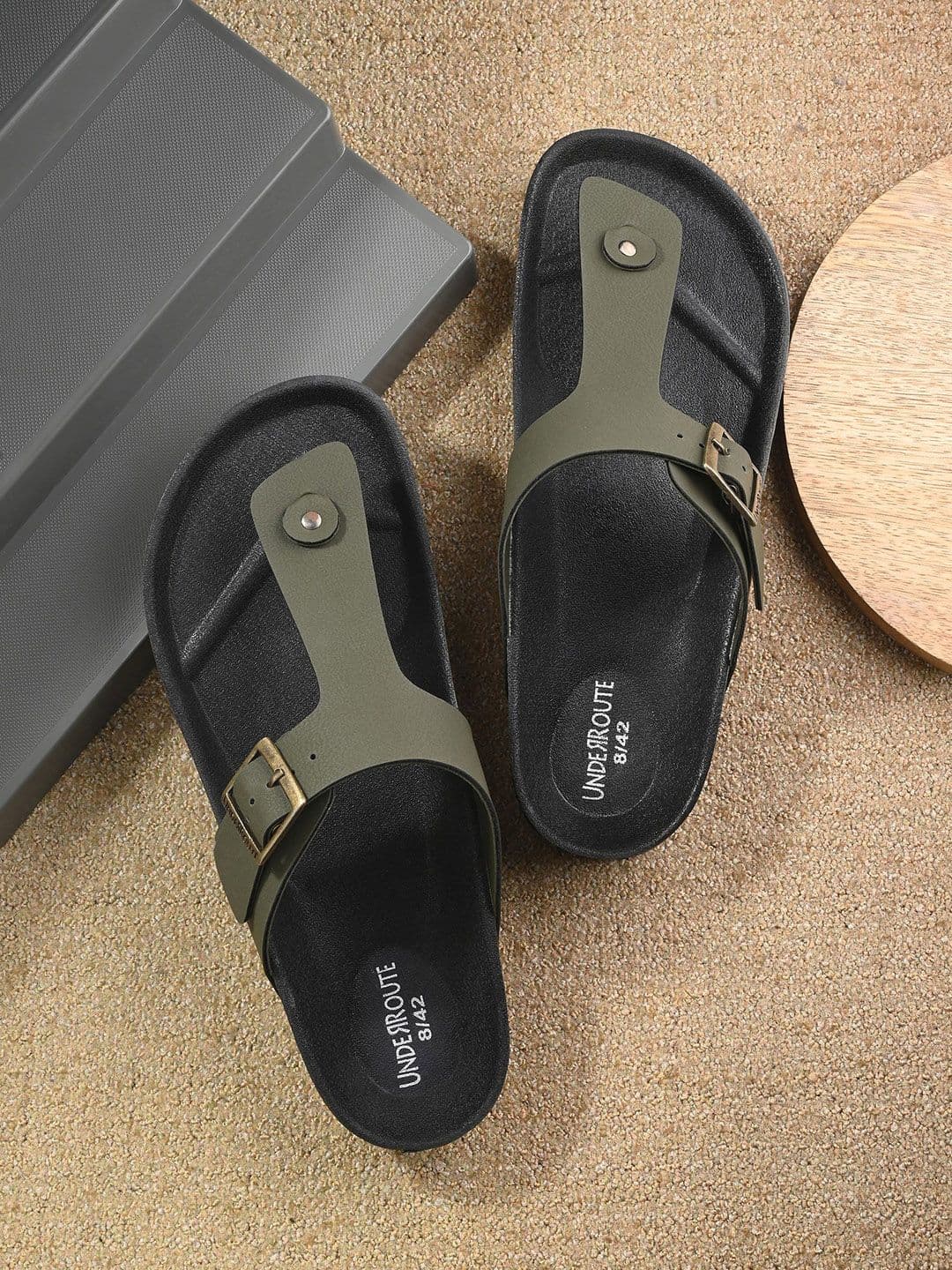 UNDERROUTE Men One-Toe Comfort Sandals - view 1