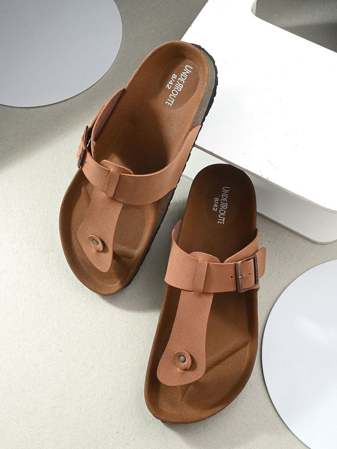 UNDERROUTE Men One-Toe Comfort Sandals - view 1