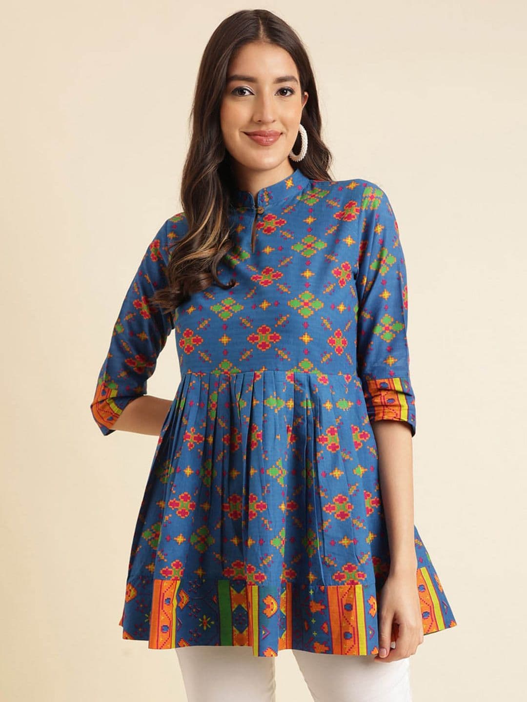 Sangria Ethnic Motifs Printed Mandarin Collar Pure Cotton A-line Short Kurti - view 1