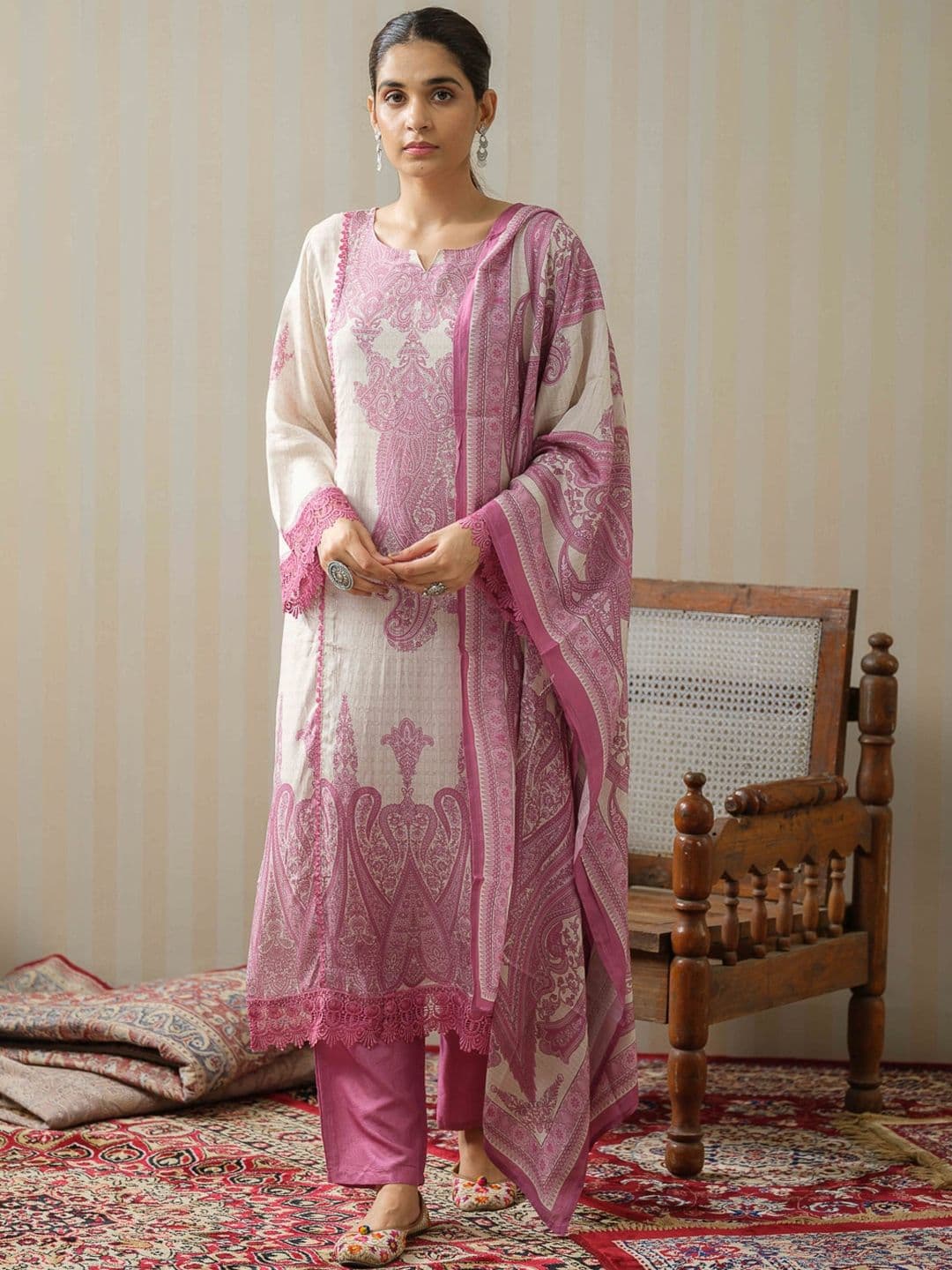 House of Pataudi Ethnic Motifs Printed Straight Kurta With Trouser & Dupatta Set - view 1