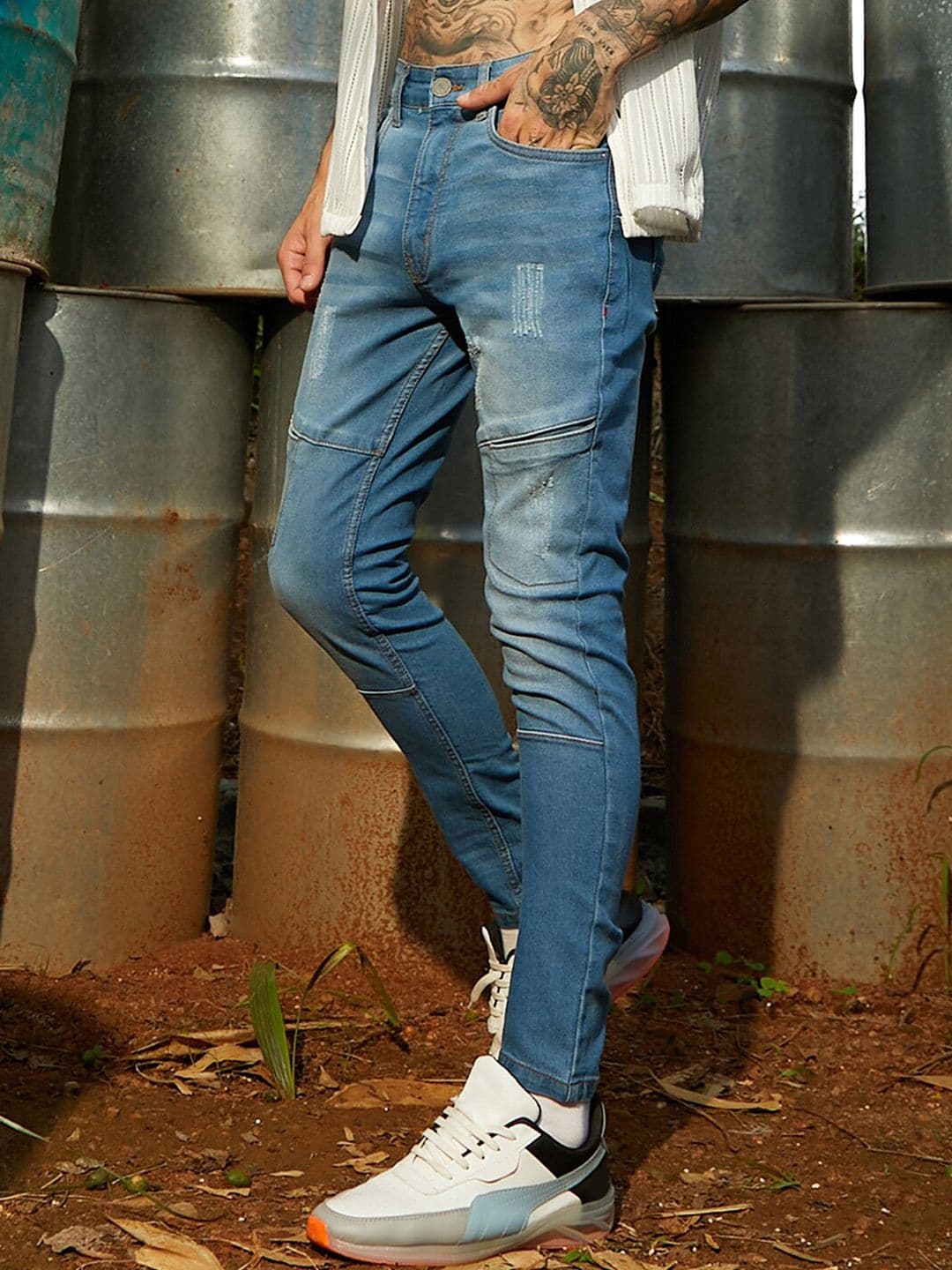 CAHOOT Men Smart Low Distress Light Fade Cotton Jeans - view 1