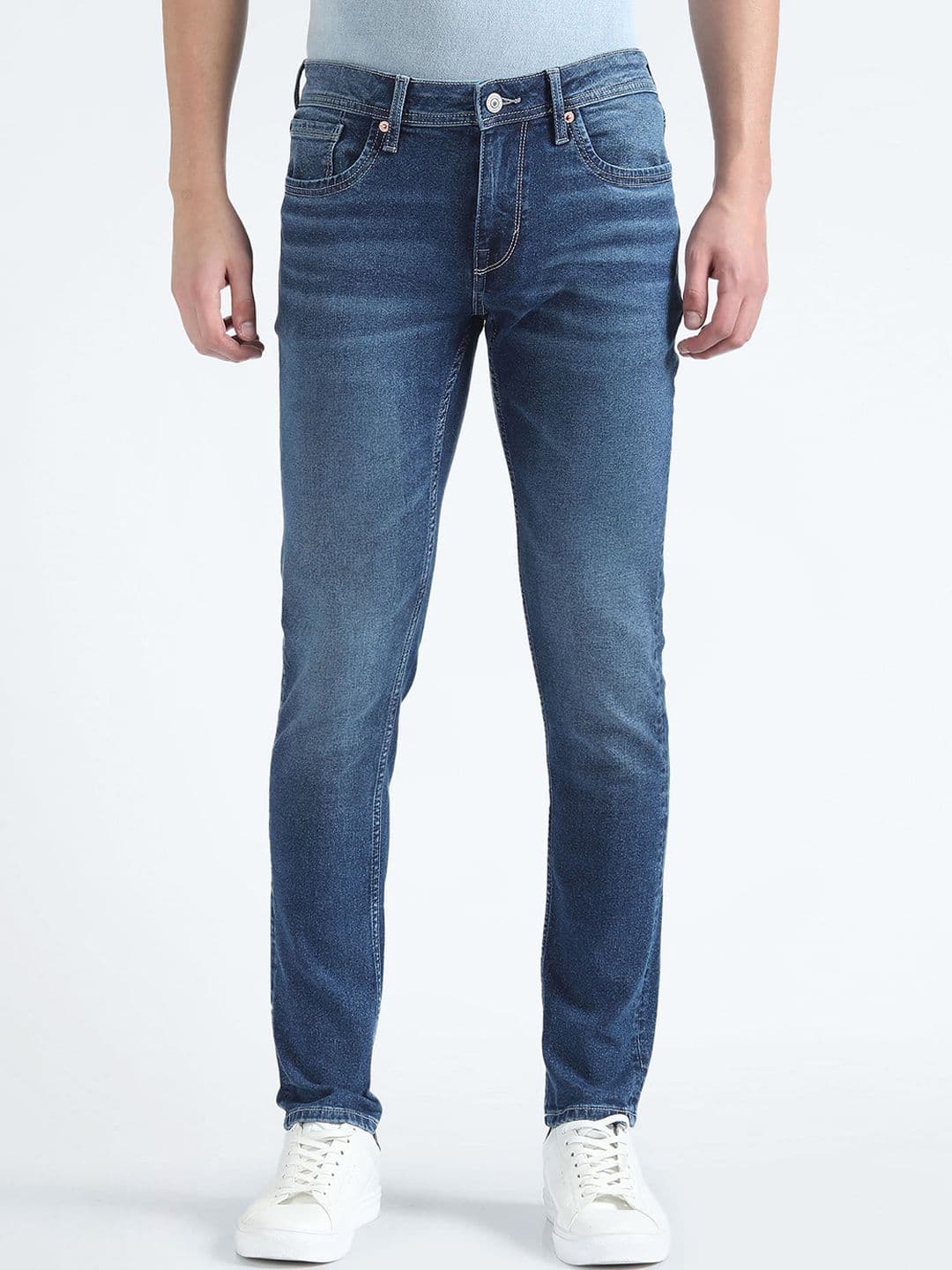 Flying Machine Men Skinny Fit Low Rise Light Fade Clean Look Stretchable Jeans - view 1
