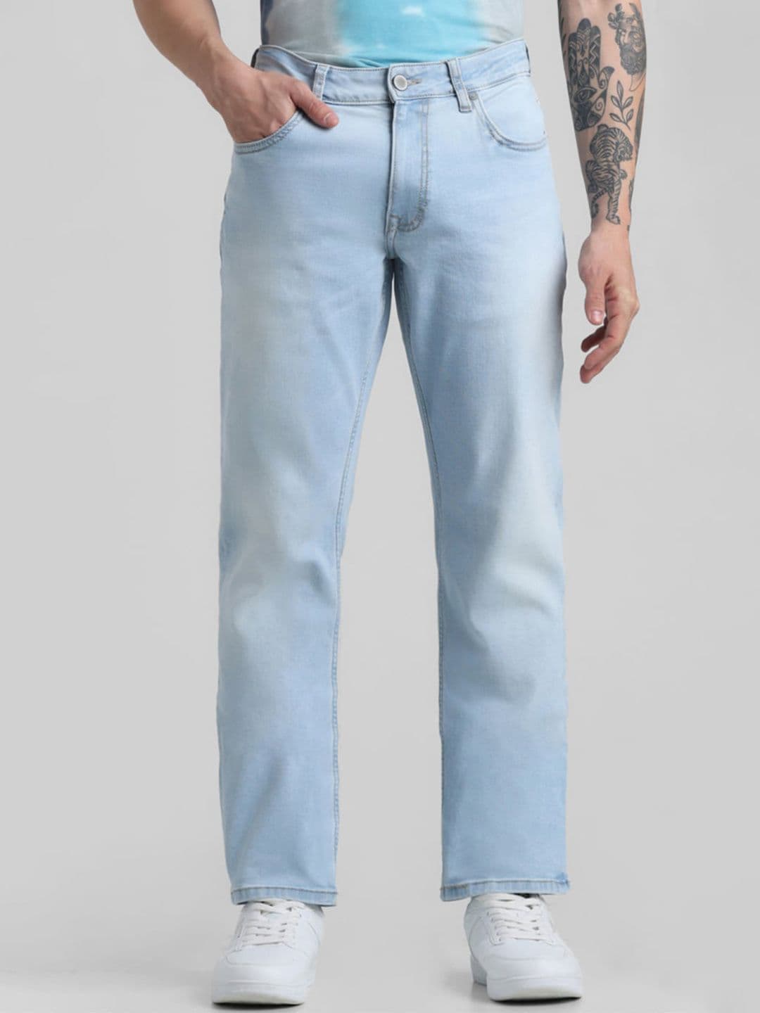 Jack & Jones Men Clean Look Stretchable Jeans - view 1