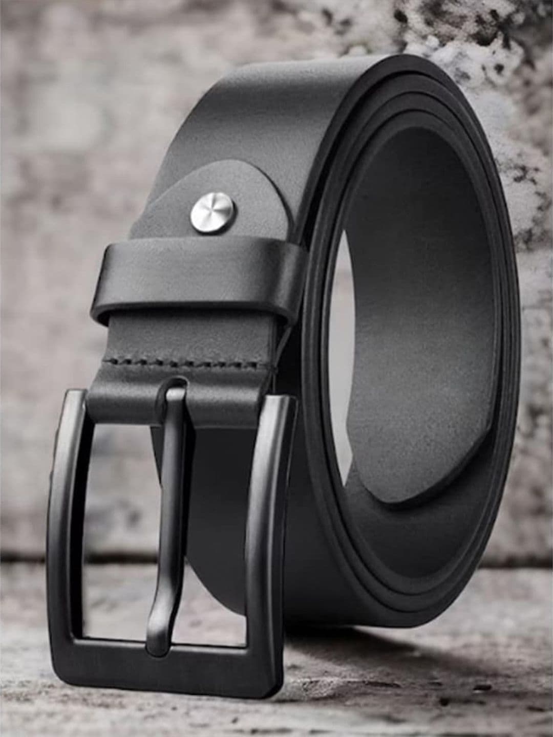 Roadster Men Formal Black Breathable Leather Belt with Tang Buckle