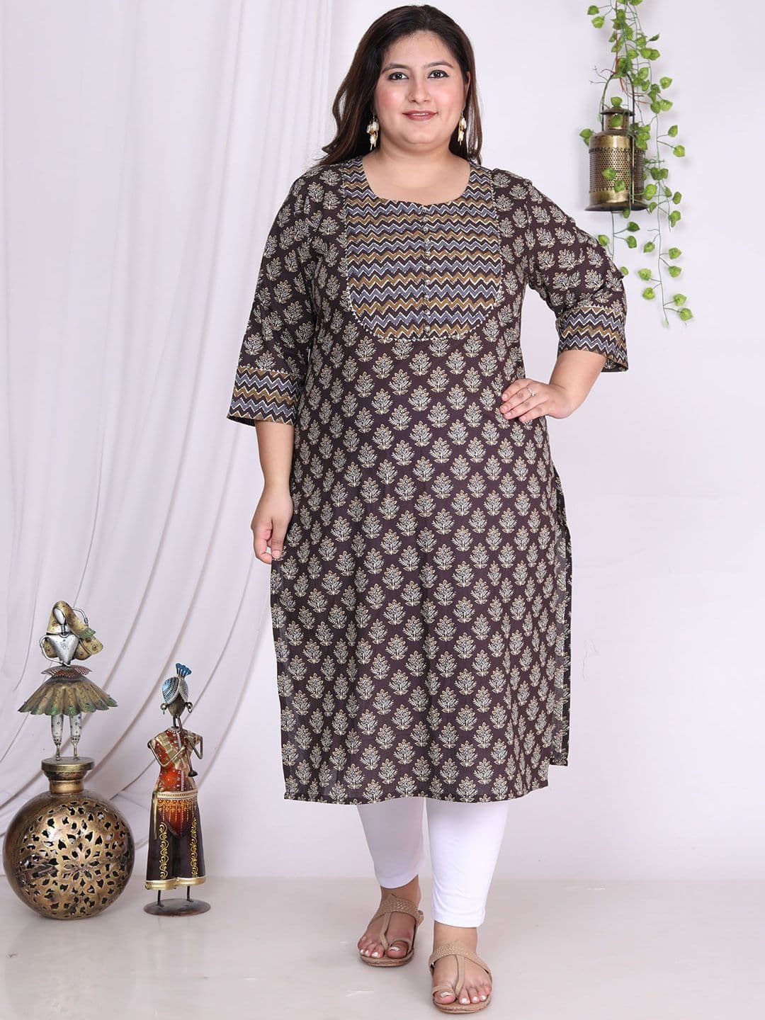 Swasti Plus Size Ethnic Motifs Printed Cotton Kurta - view 1