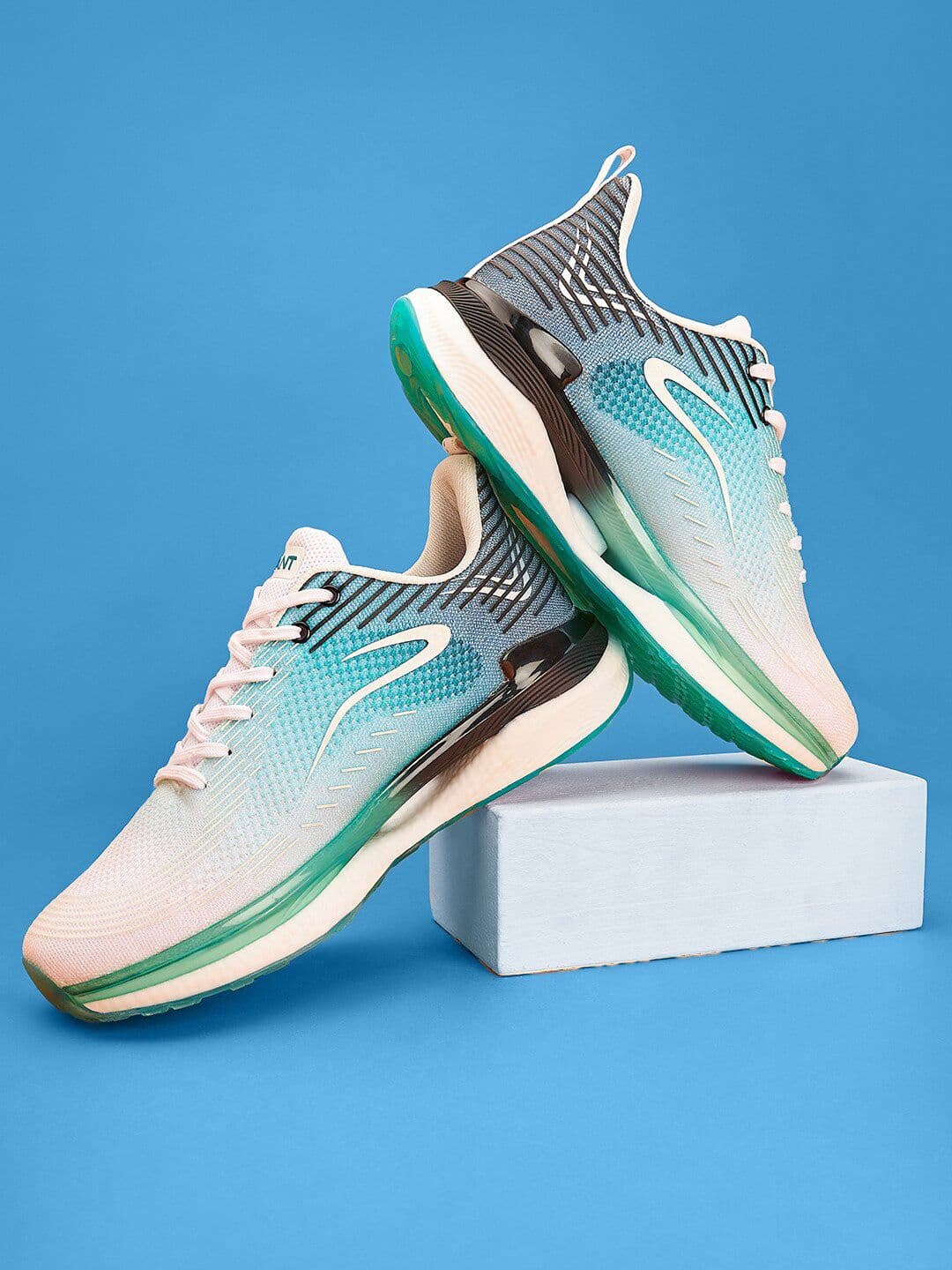 AVANT Men BounceMax Walking shoes - view 1