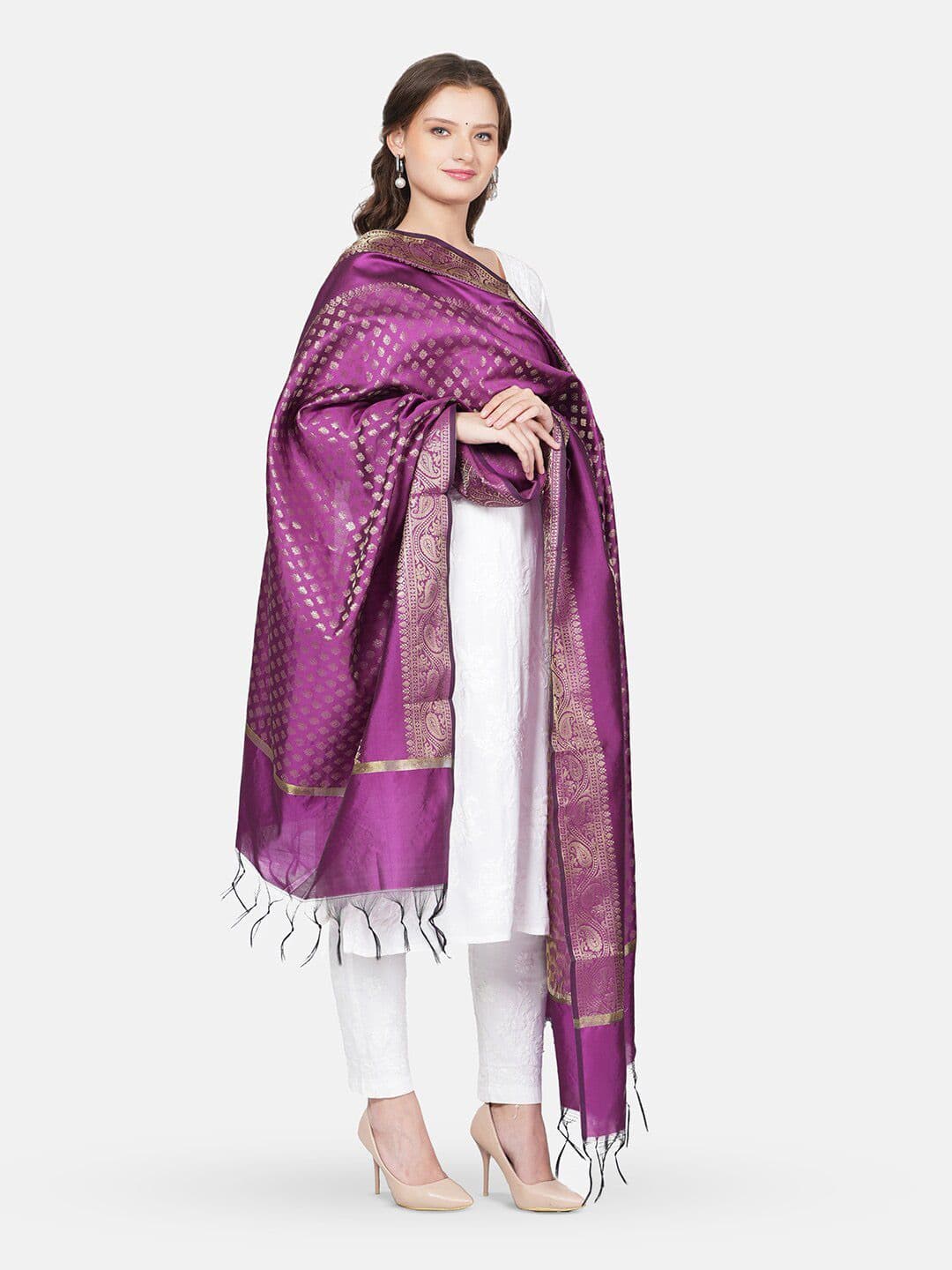 MUFFLY Ethnic Motifs Woven Design Zari Banarasi Dupatta - view 1